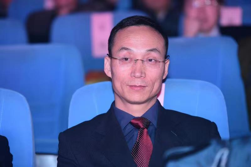 中国草学会第十届理事会副理事长-董世魁